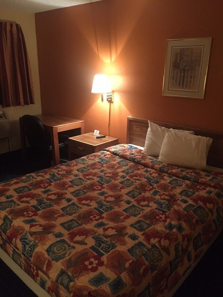 Sunset Inn & Suites Lincoln Ngoại thất bức ảnh